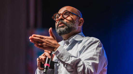 O antropólogo Michel Alcoforado quebrou paradigmas sobre o perfil dos consumidores das diferentes gerações - Assessoria