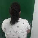 Imagem Quem é a mulher de 37 anos presa após fingir ter 12 anos e ser 'adotada' por família