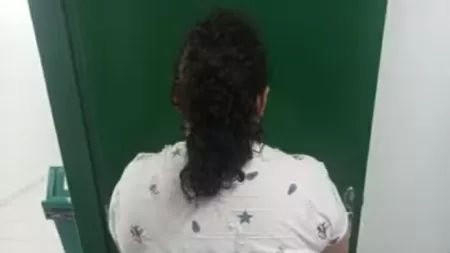 Mulher de 37 anos que fingiu ter 12 é denunciada por dois crimes - Divulgação / PCSC