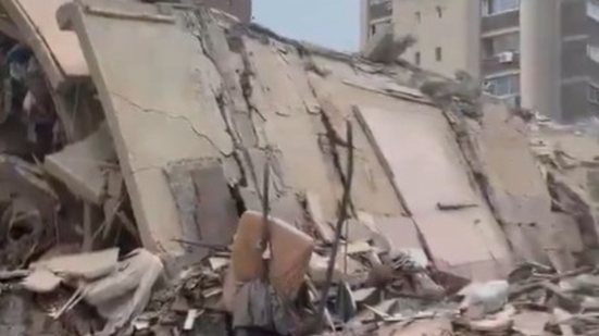 Dois terremotos devastaram a Venezuela na quarta-feira (24) - Reprodução / Redes sociais