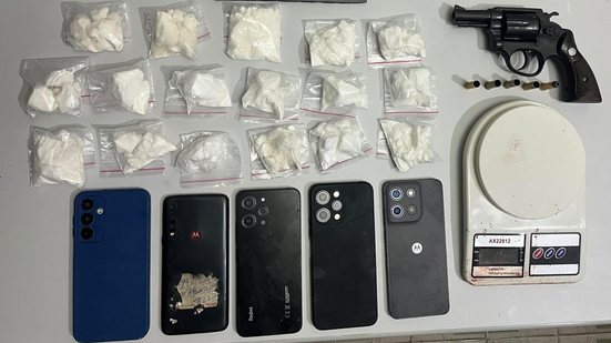 PM apreende arma, drogas, celulares e uma motocicleta no interior de Alagoas - Ascom PMAL