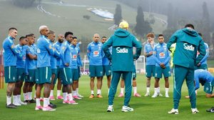 Ancelotti mantém dúvidas e amplia testes a uma semana da estreia da seleção na Copa - Rafael Ribeiro / CBF