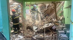 Teto de estabelecimento comercial e mobiliza Corpo de Bombeiros em Arapiraca - Divulgação / Corpo de Bombeiros