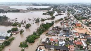 Casas alagadas em São Lourenço do Sul, RS, em 2025 - Jorge Schneid / Defesa Civil