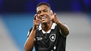 Danilo tem contrato com o Alvinegro até julho de 2029 - Vitor Silva / Botafogo