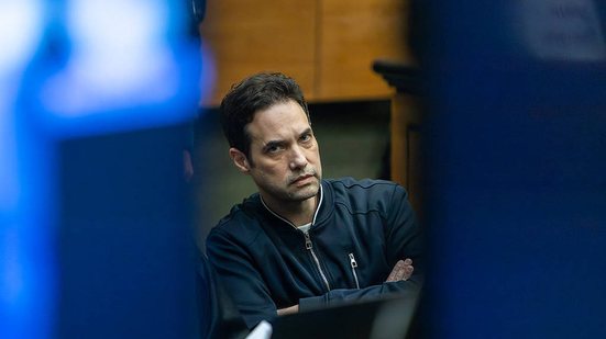 Ex-vereador Jairinho durante julgamento pela morte de Henry Borel - Brunno Dantas / TJRJ