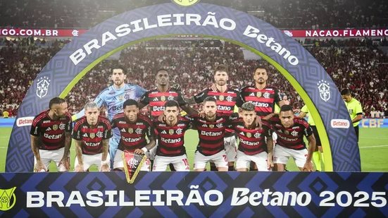 Flamengo renova contrato com jogador que disputou a Copa do Mundo