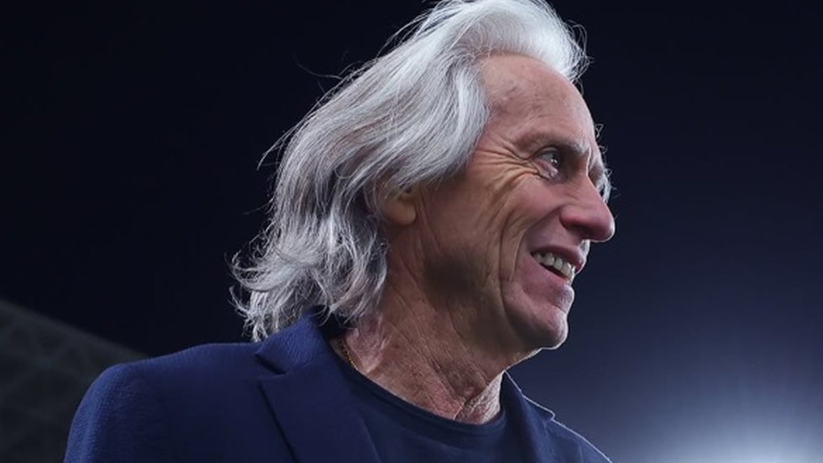 Ex\u002DFlamengo é anunciado como novo técnico de Portugal