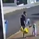 Justiça mantém preso homem que chutou rosto de filha no Paraná - Reprodução / Redes sociais