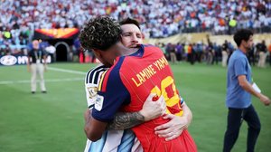 Lionel Messi e Lamine Yamal na final da Copa 2026 - FIFA
