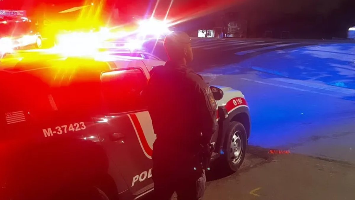 PM persegue carro e acha corpo em porta\u002Dmalas em SP\u003B suspeito é morto