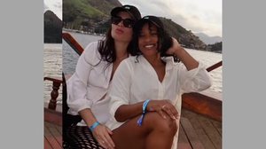 Rebeca Andrade e empresária apontada como affair usam alianças em passeio de barco - Reprodução/Instagram