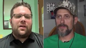 Kyle Bylin e Jeremy Morrison descobriram que foram trocados ao nascer - Reprodução / KKTV