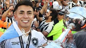 Thiago Almada foi campeão da Libertadores e do Brasileirão pelo Botafogo em 2024 - Vitor Silva / Botafogo