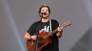 Em um dos momentos mais potentes de sua carreira, o cantor e compositor apresenta o repertório de seu novo e visceral álbum - Foto: Divulgação