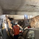Engenheiro do órgão avaliou a situação e interditou residências atingidas. - Foto: Defesa Civil de Maceió