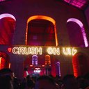 Festa reúne DJs, open bar e promete uma noite especial para comemorar uma década de história - Foto: Divulgação