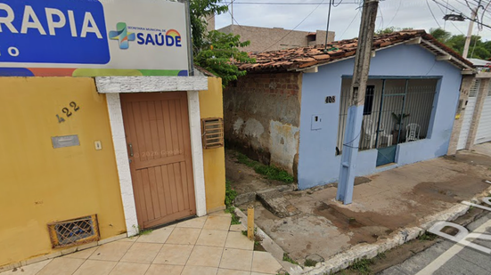 Vítima foi abordada em beco - Reprodução/Google Maps
