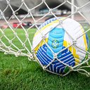 Cinco times ainda brigam pelas quartas e outros cinco para não cair - Foto: CBF