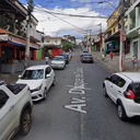 Avenida Duque de Caxias, onde ocorreu a prisão do casal que abandonou uma bebê de seis meses em um carro para ir a baile funk. — Foto: Google Street View