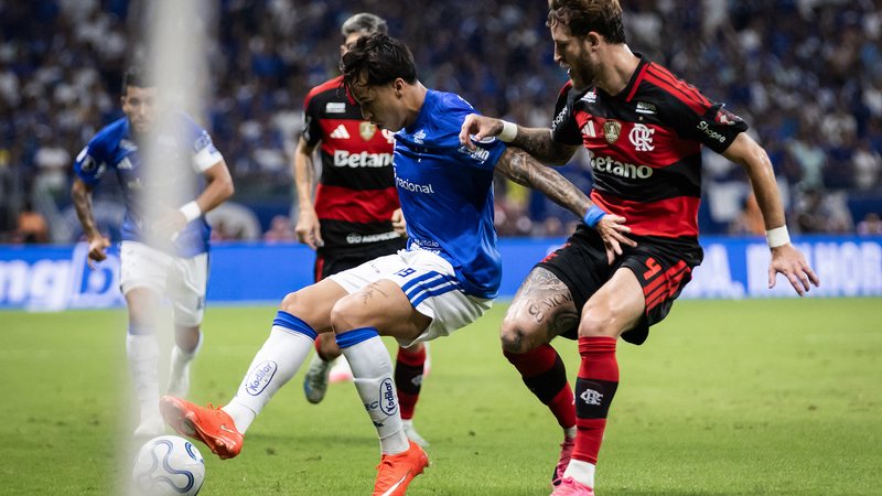 Flamengo ou Cruzeiro? Pentacampeão 'crava' quem avança na Libertadores