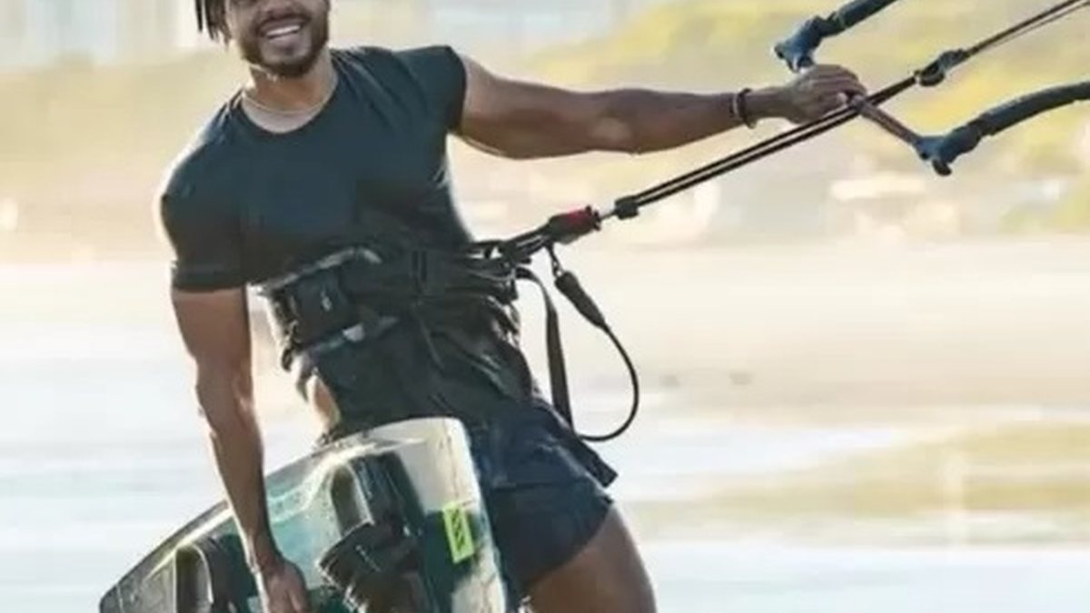 Corpo de kitesurfista desaparecido é encontrado em praia de São Luís