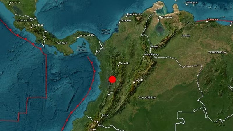 Terremoto de grande magnitude na Colômbia derruba prédios e mata dezenas