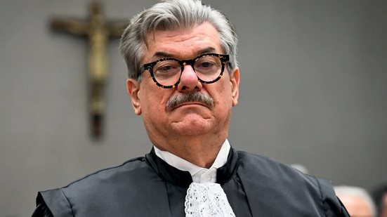 STJ