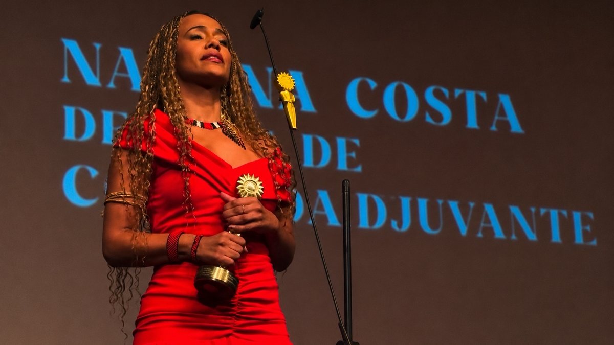 Filha de lavradora alagoana conquista prêmio de Melhor Atriz Coadjuvante em Gramado