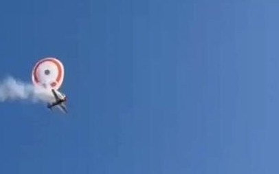 Único ocupante, o piloto foi levado com vida para uma UPA em Mateus Leme. - Foto: Reprodução