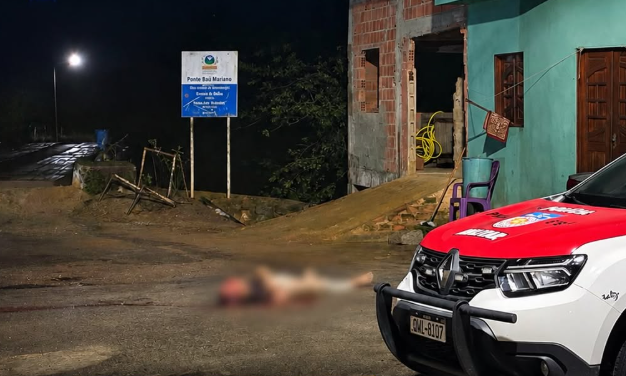 Homem é executado próximo à ponte, em Porto Calvo, e populares falam em mais de 20 tiros na cabeça