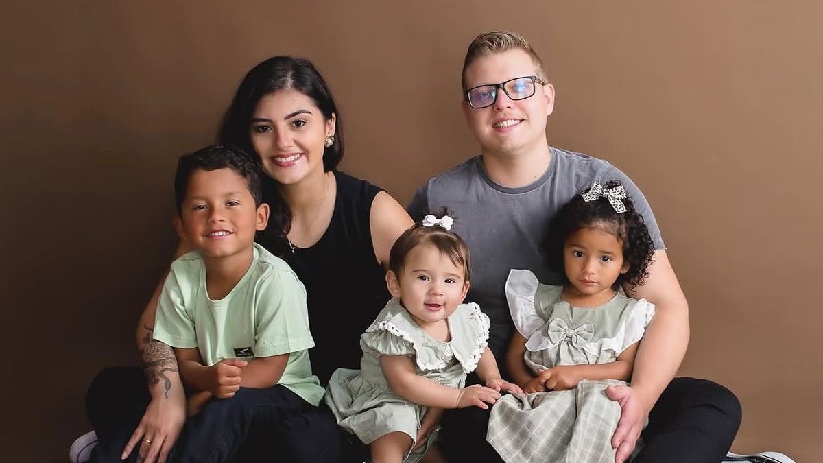Como o diagnóstico de endometriose levou casal do Paraná a adotar três irmãos rejeitados por 70 famílias