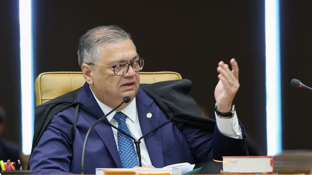 Dino manda Polícia Federal investigar atuação da CVM no caso Master