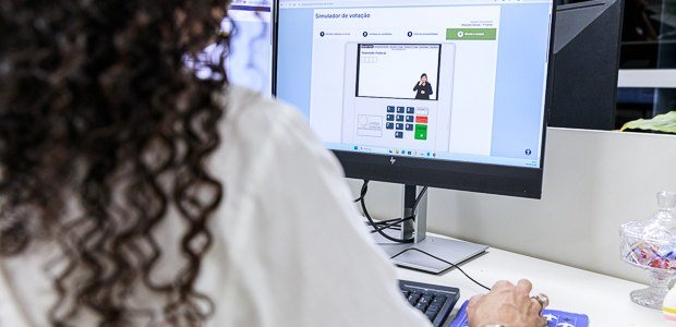 Simulador de votação do TSE permite testar a urna antes das eleições