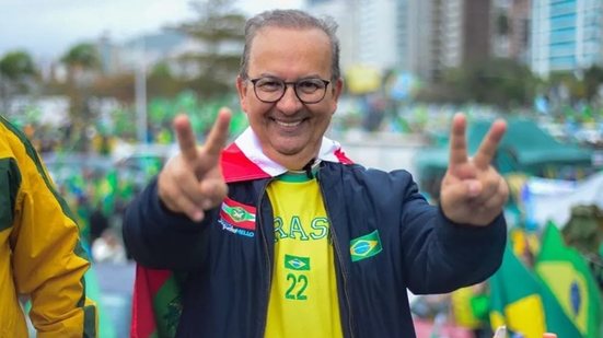 Imagem Paraná Pesquisas: Jorginho Mello aparece com 58,8% das intenções de voto em SC