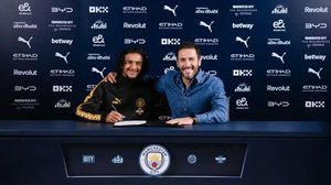 Manchester City anuncia a contratação do marroquino Ayyoub Bouaddi - Divulgação / Manchester City