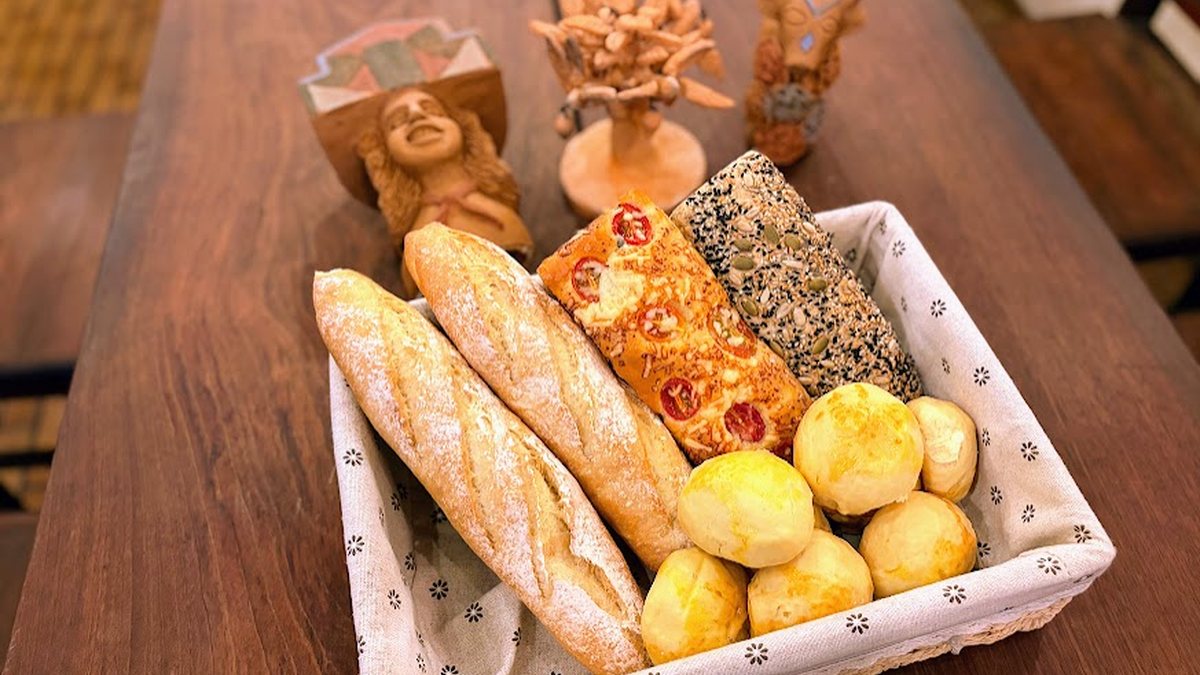 Padoca do Sá Menina: pães quentinhos direto da janela