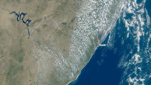 Imagem de satélite disponibilizada nesta terça-feira, 08 - Reprodução / cptec / inpe.br