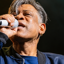 Imagem Morre Rogério Valença, ex-vocalista da Calcinha Preta, aos 55 anos