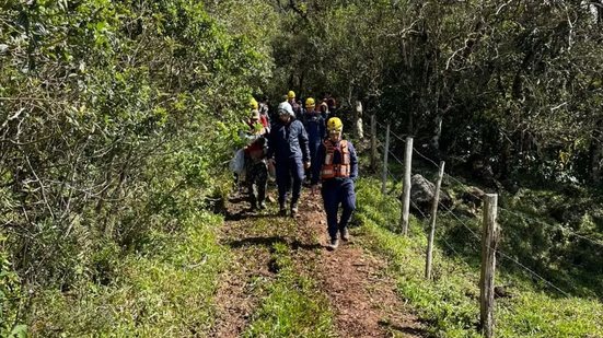 Turistas que desapareceram durante trilha são encontrados com vida após mais de 40 horas no RS - CBMRS