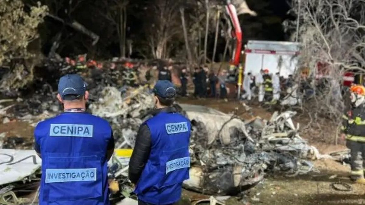 Justiça torna réus 12 denunciados por queda de avião da Voepass em Vinhedo