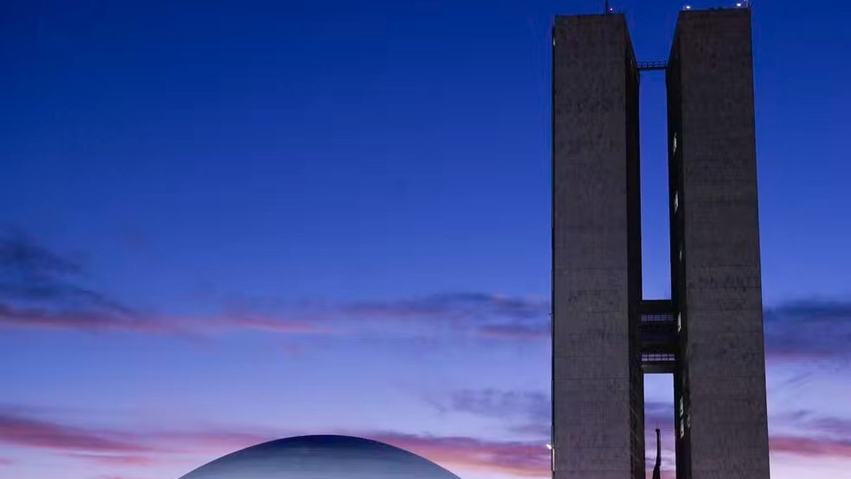 PL elege 5 governadores e faz maior bancada no senado\u003B veja avanço do partido