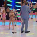 Apresentador de TV chuta drone no rosto de modelo durante programa ao vivo - Reprodução / Instagram @esshow