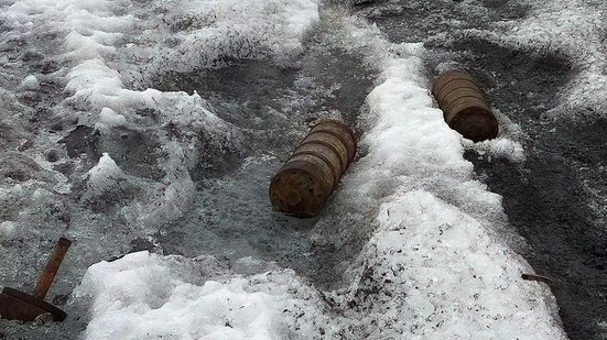 As munições estiveram soterradas pela neve por mais de 100 anos - Italian Army via CNN Newsource