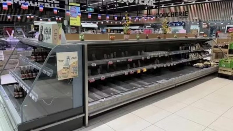 Ataque hacker desliga geladeiras em supermercados e provoca perda de alimentos