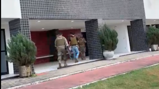 Prisão foi realizada em uma ação conjunta entre as polícias de Alagoas e Pernambuco - Foto: Reprodução