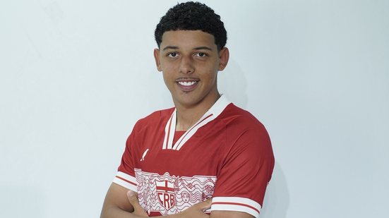 CRB negocia o volante de 19 anos Cauã Carvalho com o CorinthiansDivulgação / CRB
