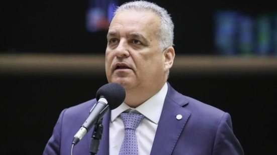 Alfredo Gaspar lidera crescimento nas redes entre políticos alagoanos
