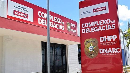 Suspeito foi preso após ser conduzido para a Delegacia de Homicídios e Proteção à Pessoa (DHPP) - Ascom PC-AL