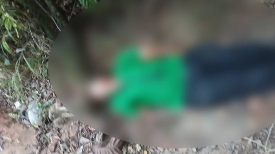 Imagem Corpo é encontrado com três perfurações na cabeça em área de mata, na Santa Lúcia